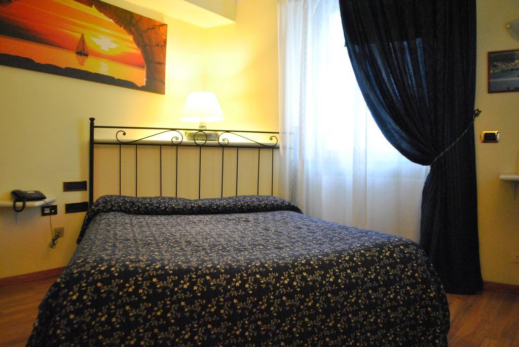 Hotel Il Loggiato Dei Serviti Como Ngoại thất bức ảnh