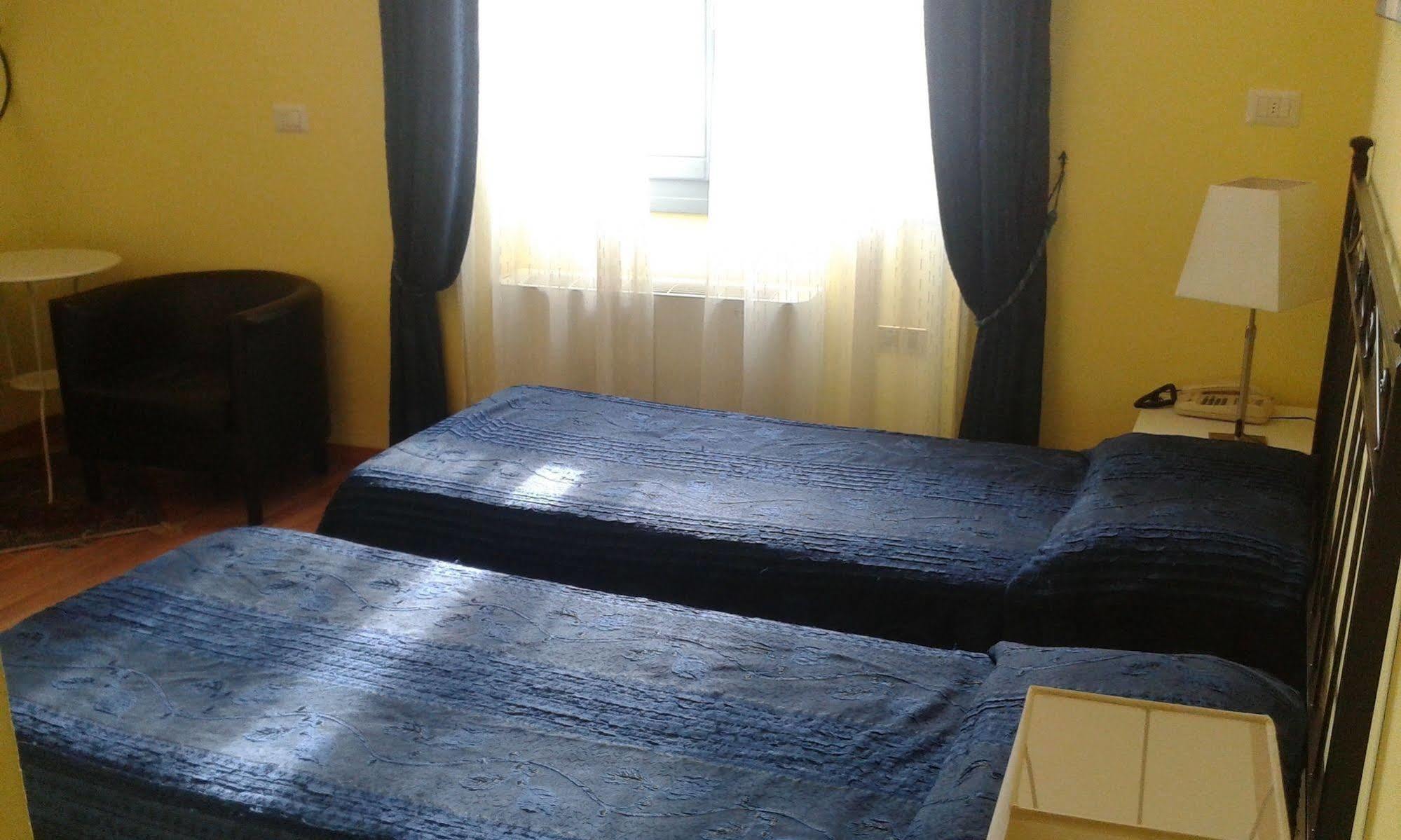 Hotel Il Loggiato Dei Serviti Como Ngoại thất bức ảnh